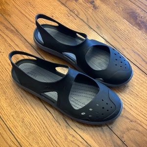 Womens Crocs size 7